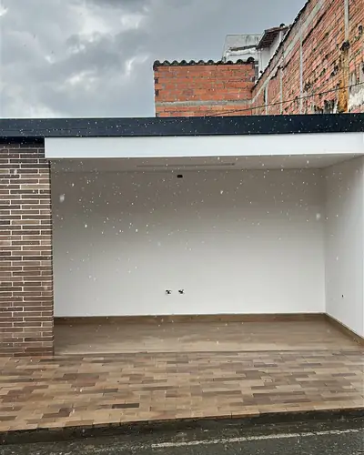 Fachada de local comercial terminado